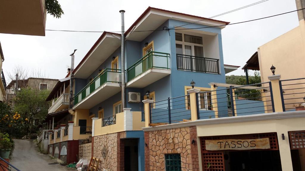 Tassos Village House Moraitika Bagian luar foto